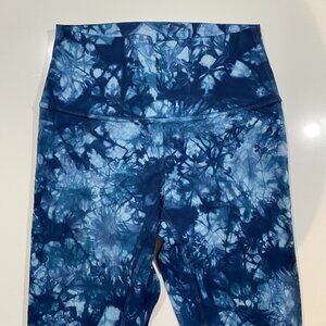 Lululemon Shibori 7/8 Leggings